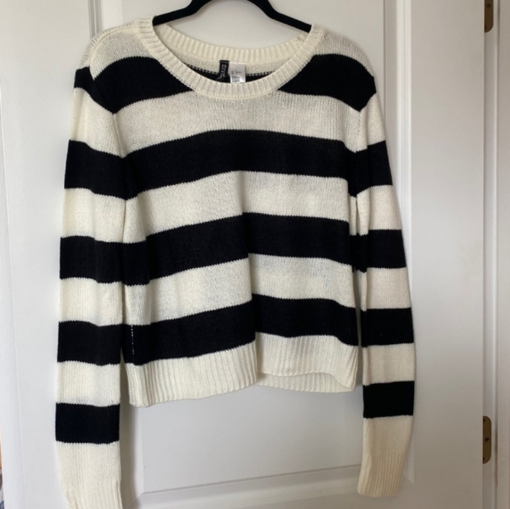 H&M stripped cropped sweater